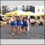 Bachelorettes show their faces :-)